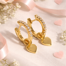 Load image into Gallery viewer, Daisy Huggie in Silver