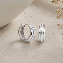 Load image into Gallery viewer, Debra Hoop Earrings in Gold