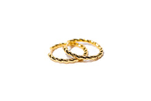 Load image into Gallery viewer, Georgia Hoop Earrings in Silver