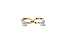 Load image into Gallery viewer, Pearla Huggie in Gold