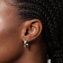 Load image into Gallery viewer, Neve Hoop Earrings in Gold