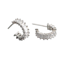Load image into Gallery viewer, Etta Hoop Earring in Silver