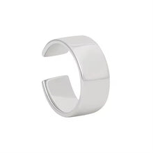 Load image into Gallery viewer, Tahnee Ear Cuff in Silver