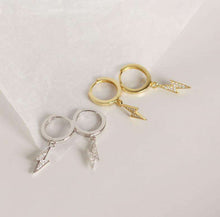 Load image into Gallery viewer, Celine Huggie in Silver