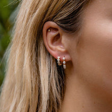 Load image into Gallery viewer, Emma Huggie in Silver