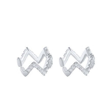 Load image into Gallery viewer, Isabel Ear Cuff in Silver