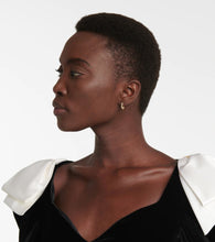 Load image into Gallery viewer, Lianna Huggie in Gold