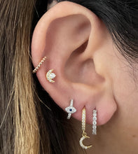 Load image into Gallery viewer, Tallulah Stud Earring in Gold
