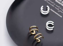 Load image into Gallery viewer, Melody Ear Cuff in Silver