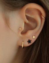 Load image into Gallery viewer, Toni Flat Back Stud Earring in Gold