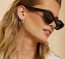 Load image into Gallery viewer, Tabitha Hoop Earrings in Silver
