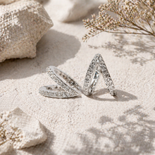 Load image into Gallery viewer, Elsa Huggie in Silver
