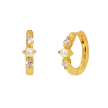 Load image into Gallery viewer, Gia Huggie in Gold

