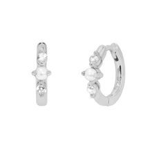 Load image into Gallery viewer, Gia Huggie in Silver
