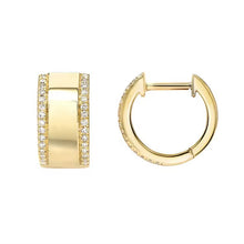 Load image into Gallery viewer, Yvonne Hoop Earrings in Gold

