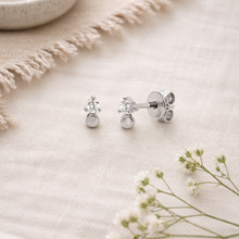 Load image into Gallery viewer, Betsie Stud Earring in Silver
