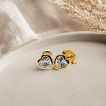 Load image into Gallery viewer, Coco Stud Earring in Gold
