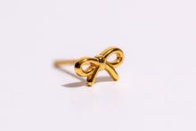 Load image into Gallery viewer, Caitlin Stud Earring in Gold
