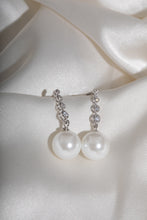 Load image into Gallery viewer, Alma Stud Earrings in Silver
