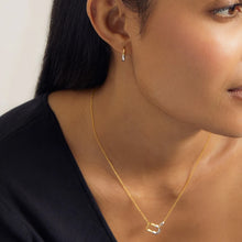 Load image into Gallery viewer, Nicole Huggie in Gold

