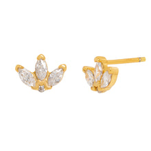 Load image into Gallery viewer, Summer Stud Earring in Gold
