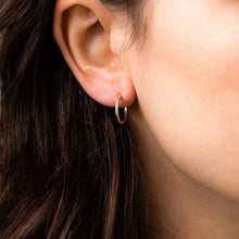 Load image into Gallery viewer, Iris Hoop Earring in Silver
