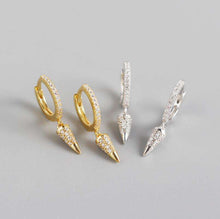 Load image into Gallery viewer, Amelia Huggie in Gold
