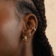 Load image into Gallery viewer, Debra Hoop Earrings in Gold
