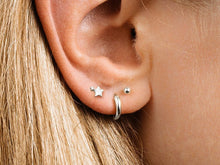 Load image into Gallery viewer, Jemima Flat Back Stud Earring in Gold
