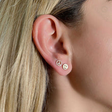 Load image into Gallery viewer, Tilly Stud Earring in Silver
