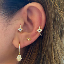 Load image into Gallery viewer, Evie Ear Cuff in Silver
