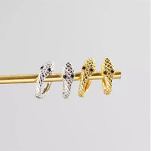 Load image into Gallery viewer, Samantha Huggie in Gold
