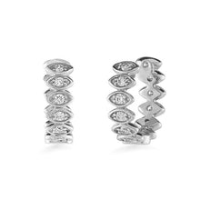 Load image into Gallery viewer, Stevie Huggie in Silver
